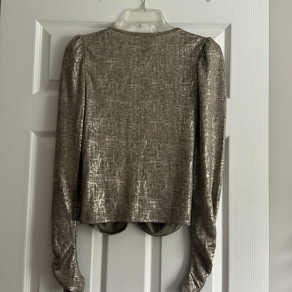 Top - Picture 2 of 3